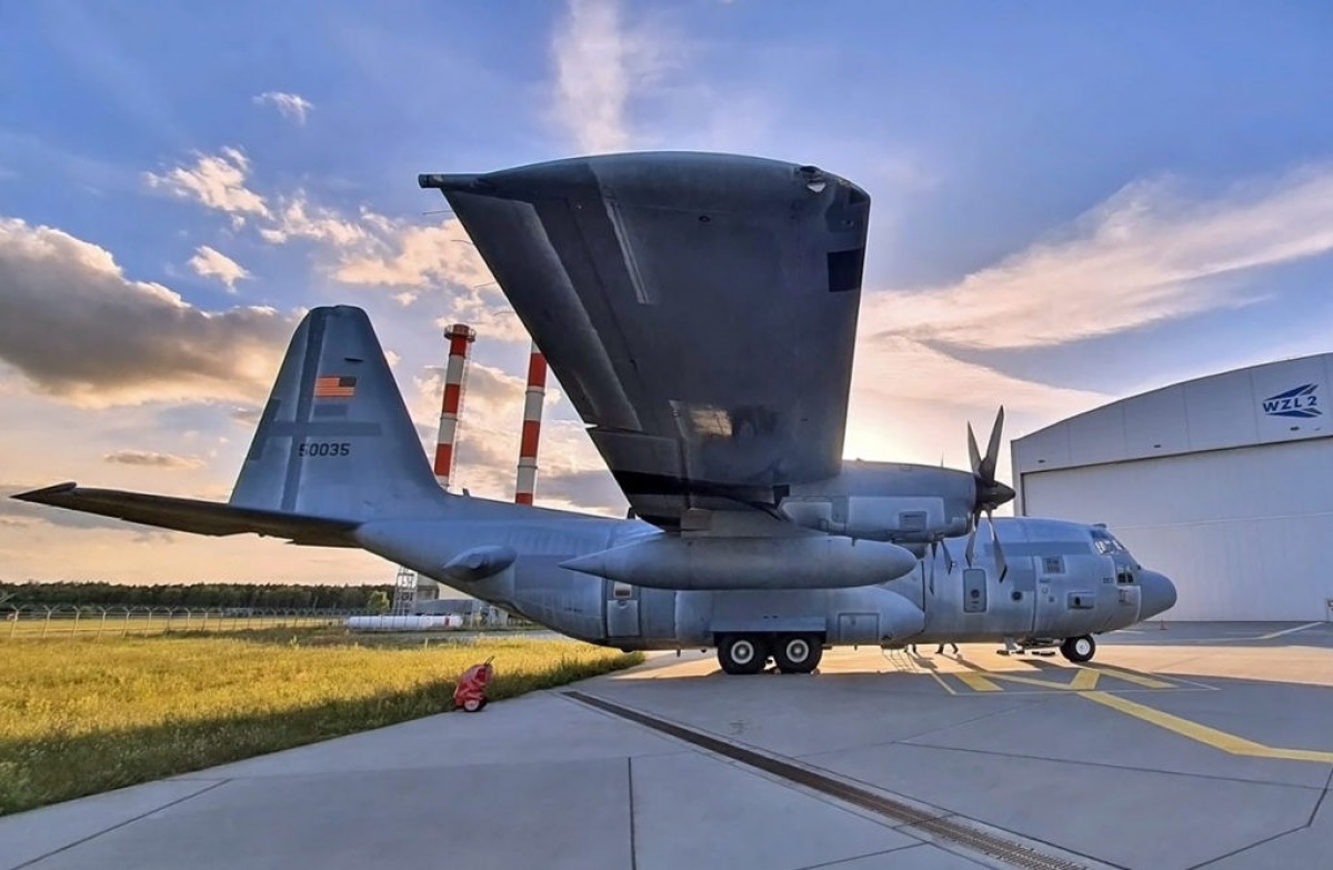 Megérkezett az első C-130H a Lengyel Légierőhöz