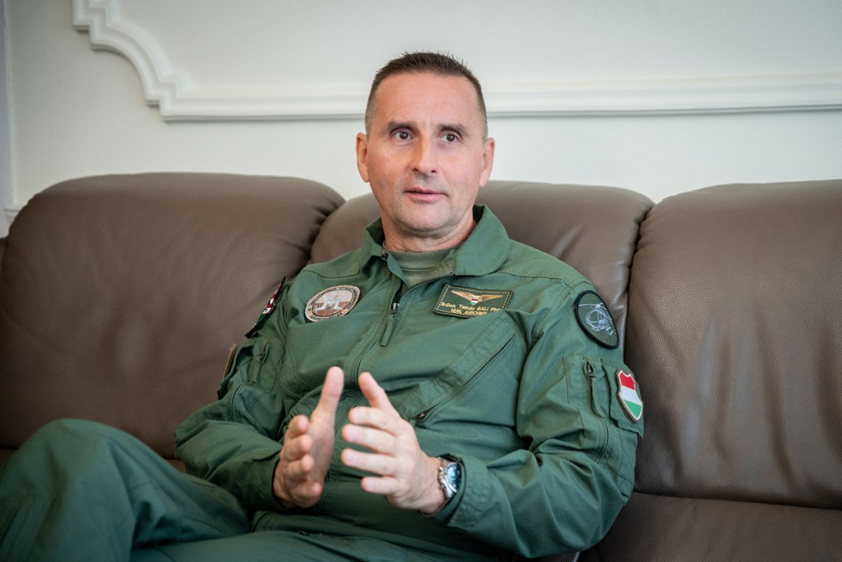 Felívelő pályán a légierő - Interjú dr. Bali Tamás dandártábornokkal 